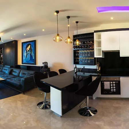 Konak Seaside Tower Apartment